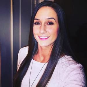 Meet your Posher, Alyson